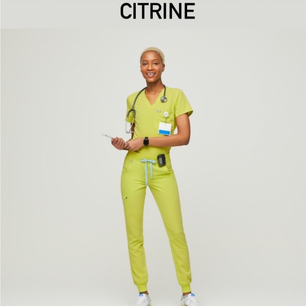 Citrine figs scrub jogger pants